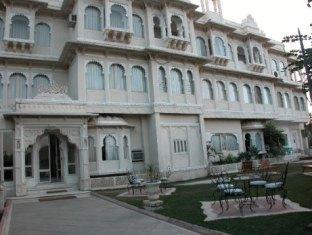 Rampratap Palace By Fateh Collection Hotel Udaipur